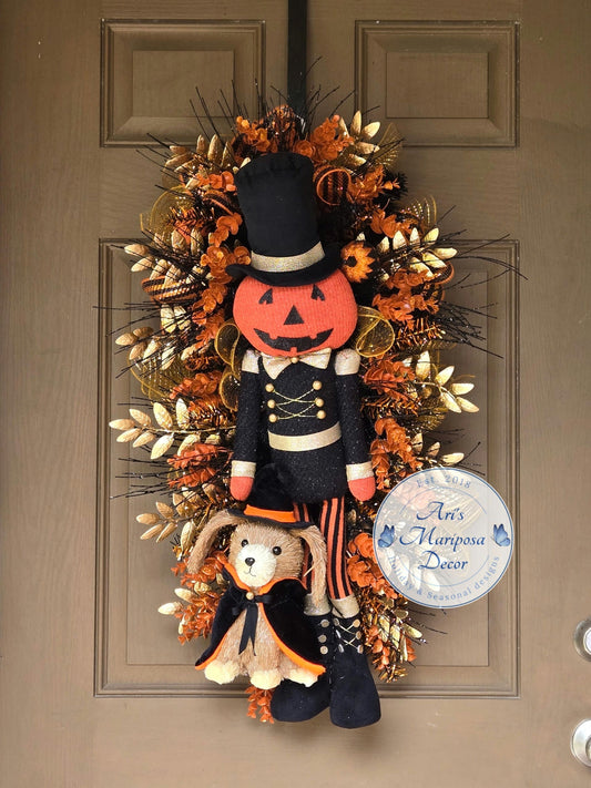 Whimsical Pumpkin Wreath, Wizard dog Halloween Swag, Mystical Wall Accent, Spooky Party Decor, Fall Season,