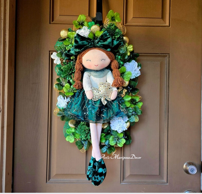 St. Patrick's Day Swag, Irish Wreath, Shamrock, Lucky Clover Wreath